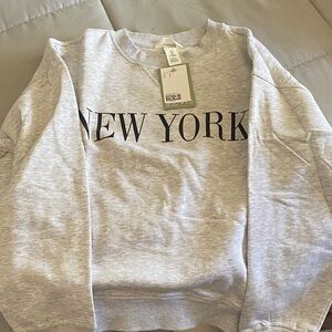 H&M Light Gray New York Women's Sweater